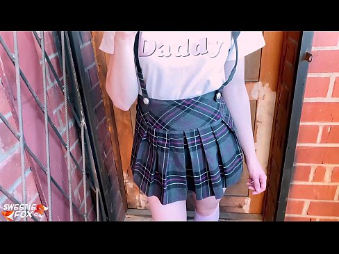 ❤️ Schoolgirl ດູດ dick ຂອງນາງເລິກແລະ fucks ແທນທີ່ຈະຫ້ອງຮຽນ. ️❌ ການຮ່ວມເພດພິເສດ ຢູ່ພວກເຮົາ ❌️❤